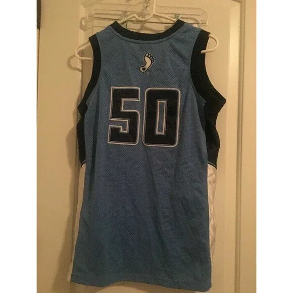 Colosseum Boys Boys Basketball Jersey North Carolina Tarheels Size 16-18